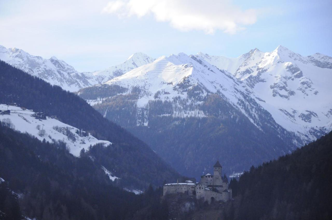 Garni Schwarzenstein Hotel กัมโปตูเรส ภายนอก รูปภาพ