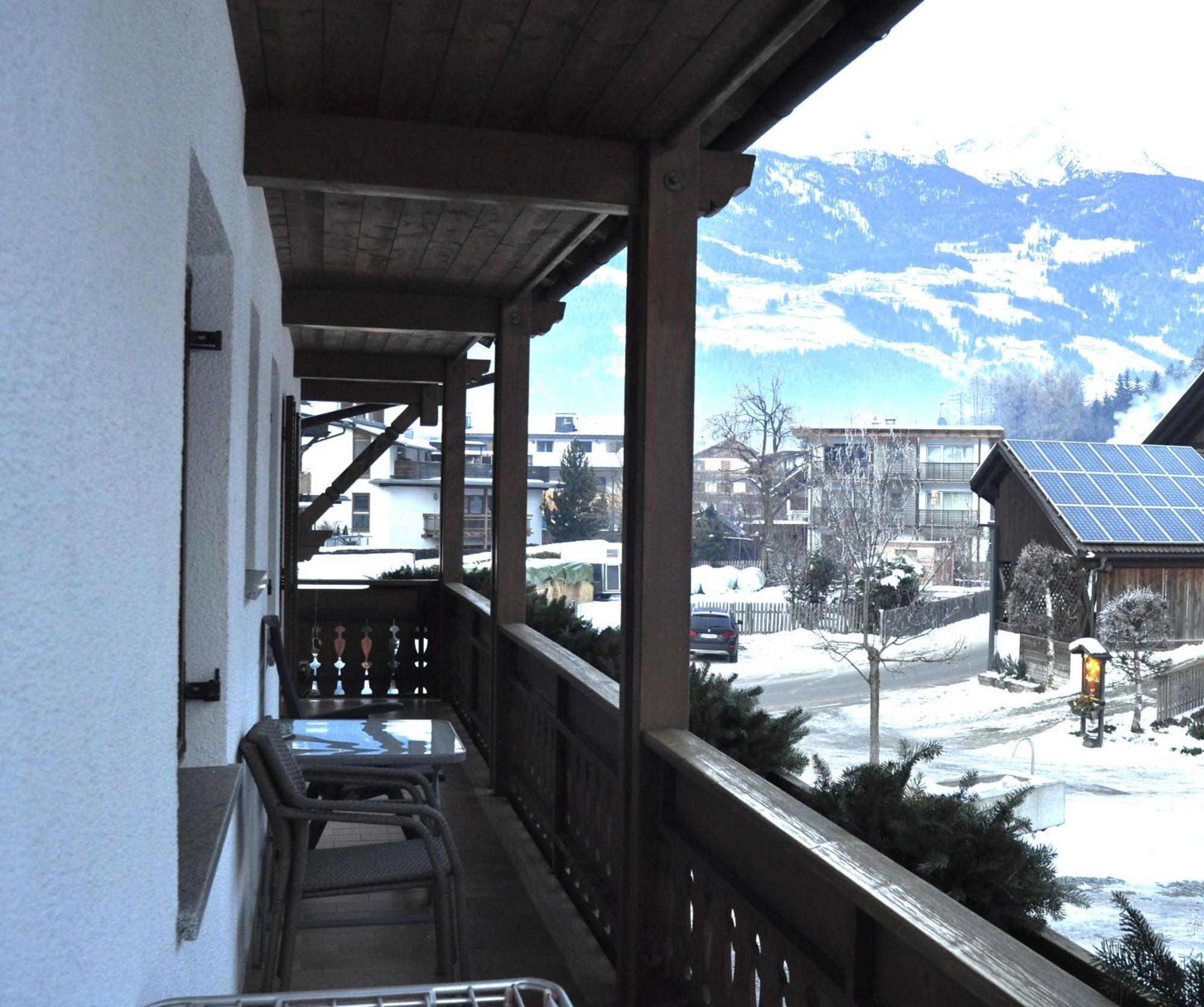 Garni Schwarzenstein Hotel กัมโปตูเรส ภายนอก รูปภาพ