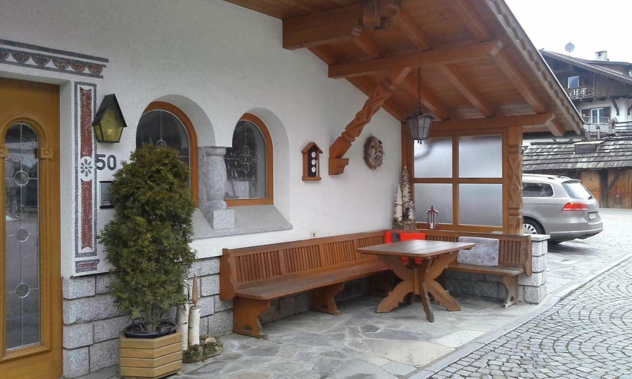 Garni Schwarzenstein Hotel กัมโปตูเรส ภายนอก รูปภาพ